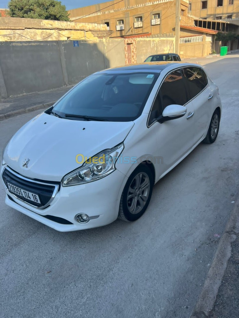 Peugeot 208 2014 208