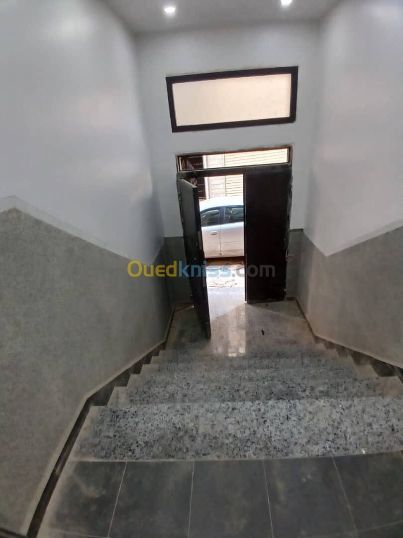 Vente Appartement F3 Alger Bordj el kiffan