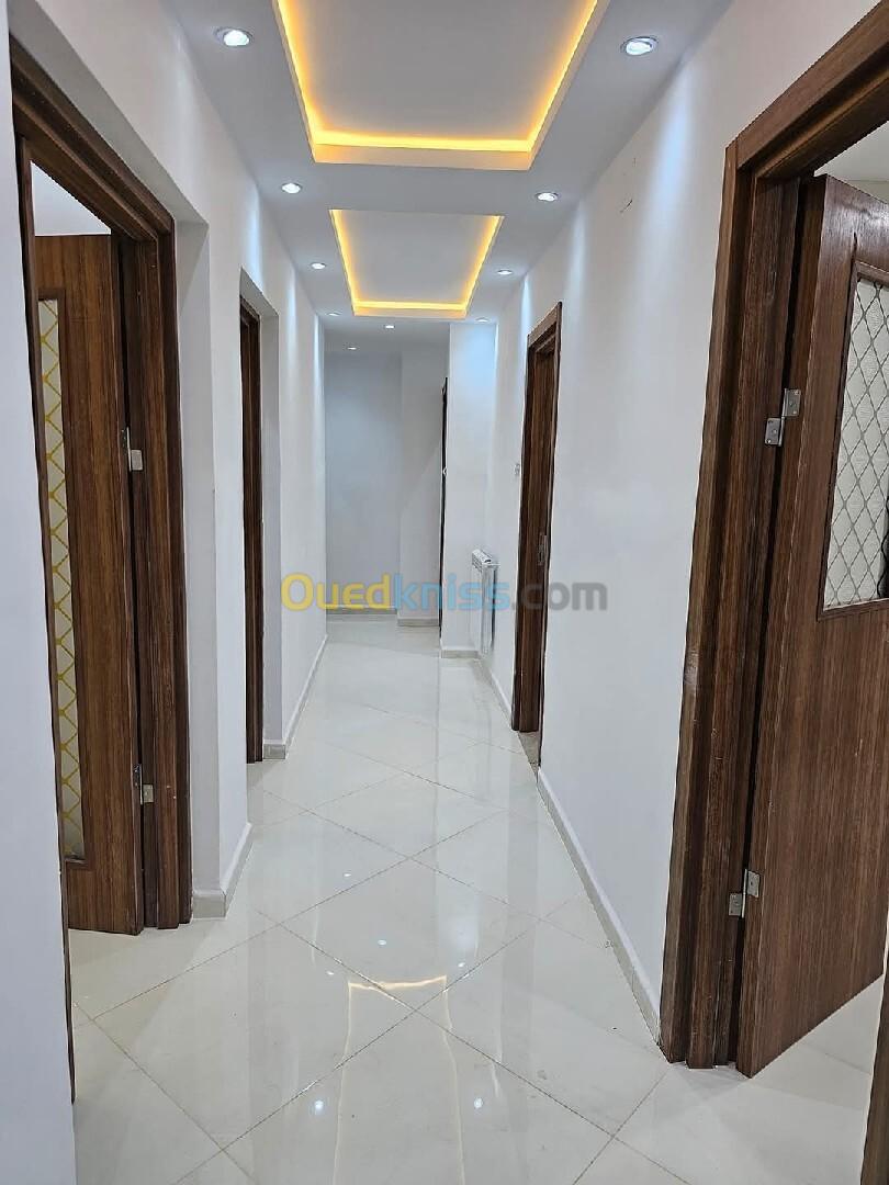 Vente Appartement F4 Alger Bordj el bahri