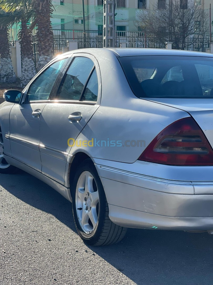 Mercedes Classe C 2000 Avant Gard