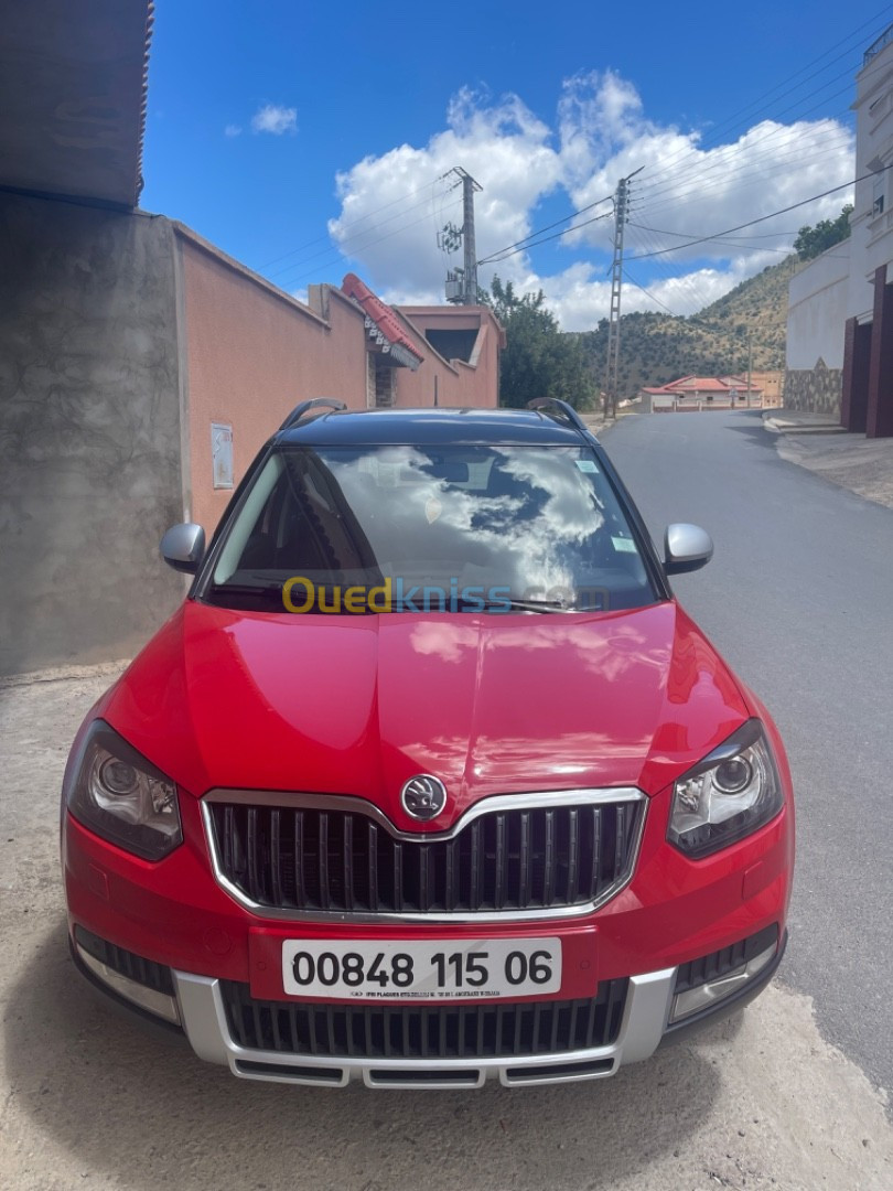 Skoda Yeti 2015 Style (avec toit panoramique)