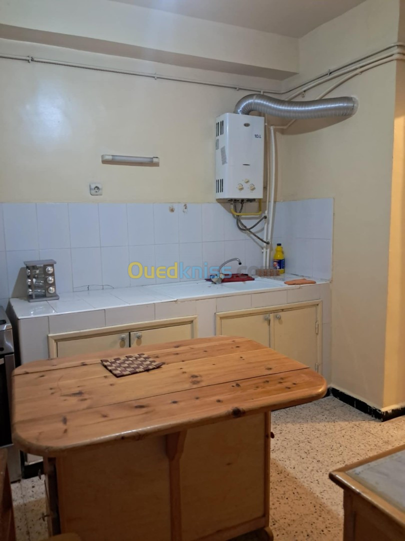 Location vacances Appartement F4 Tipaza Tipaza