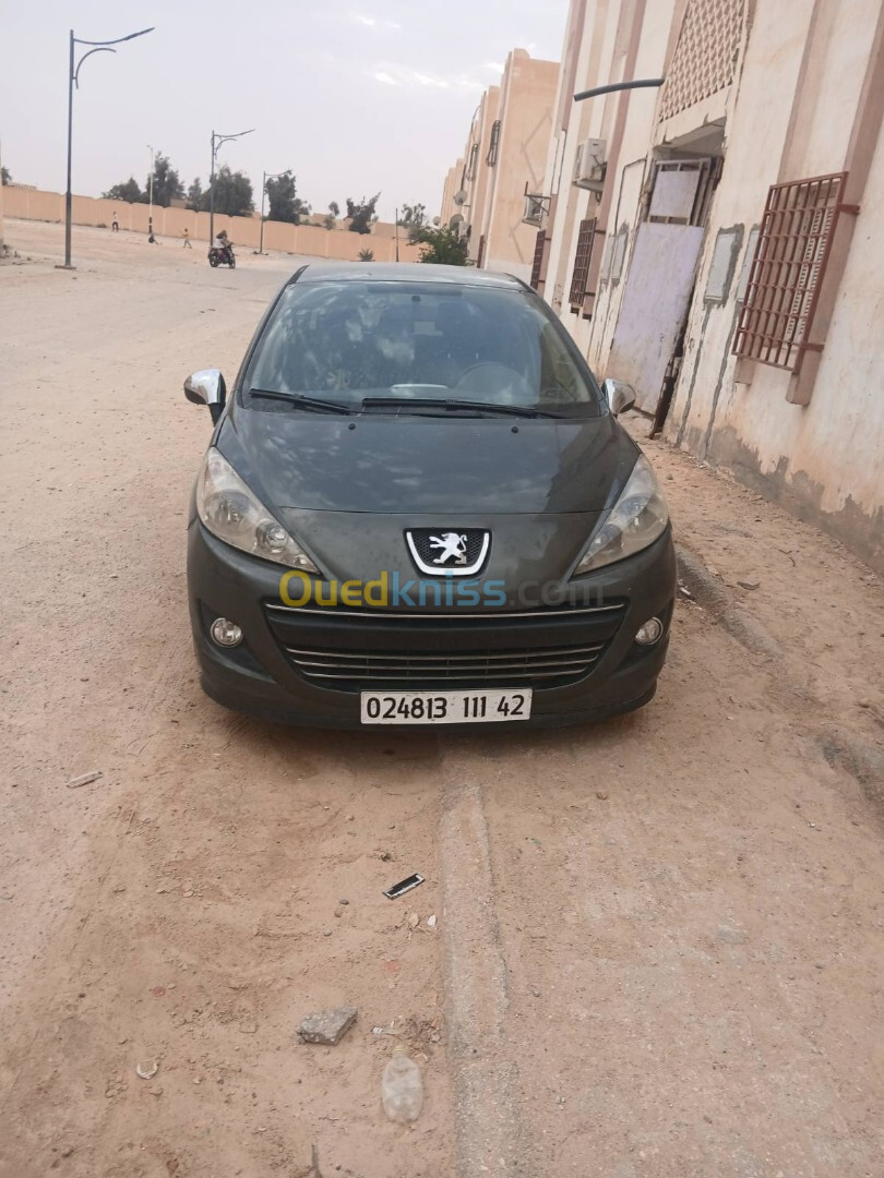 Peugeot 207 2011 