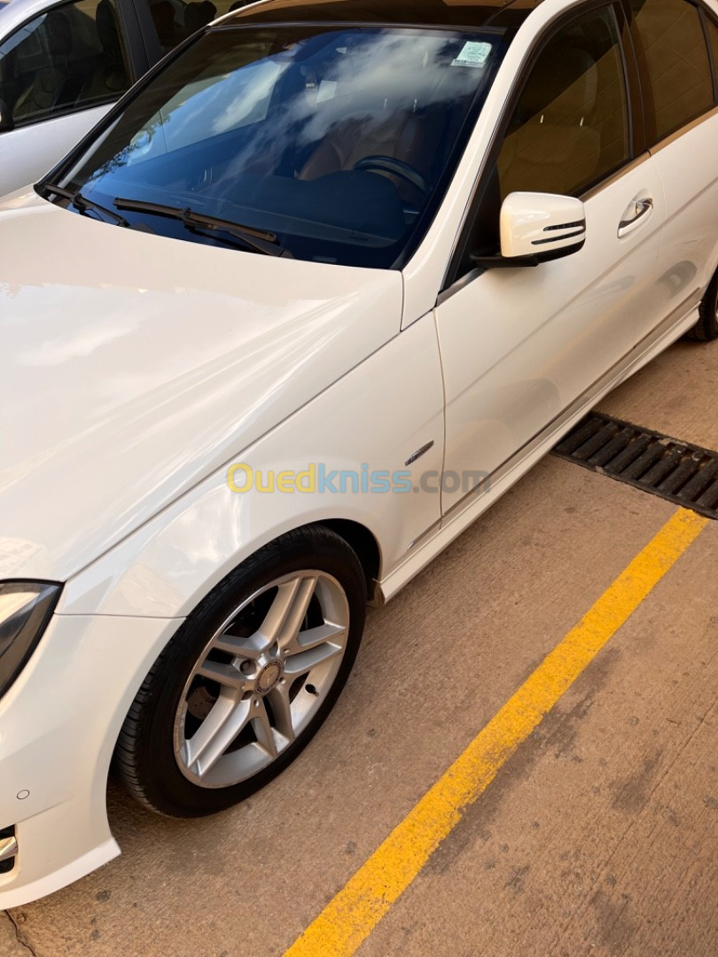 Mercedes Classe C 2012 250 pack sport AMG