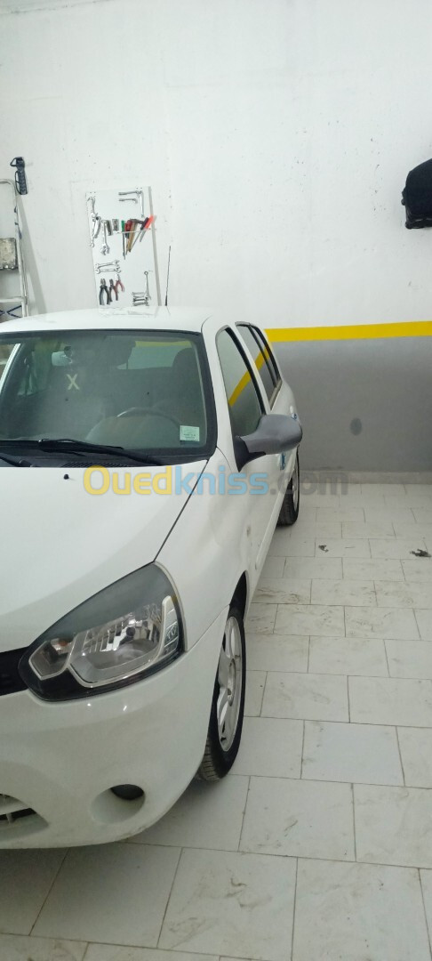 Renault Clio Campus 2015 Mongolien