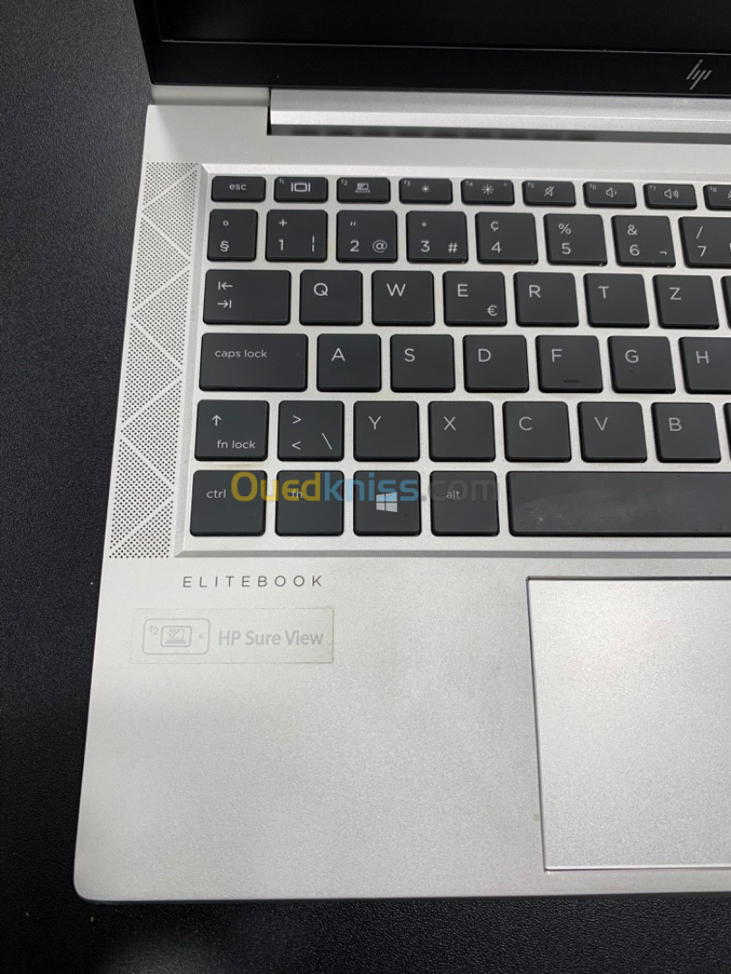 Hp EliteBook 830 G7 produit Allemagne i5-10em génération 16/512 13.3 inch FHD