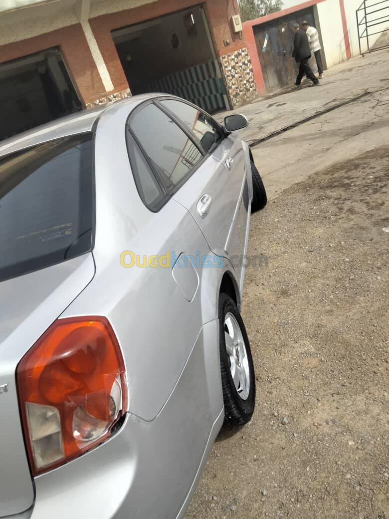 Chevrolet Optra 4 portes 2010 