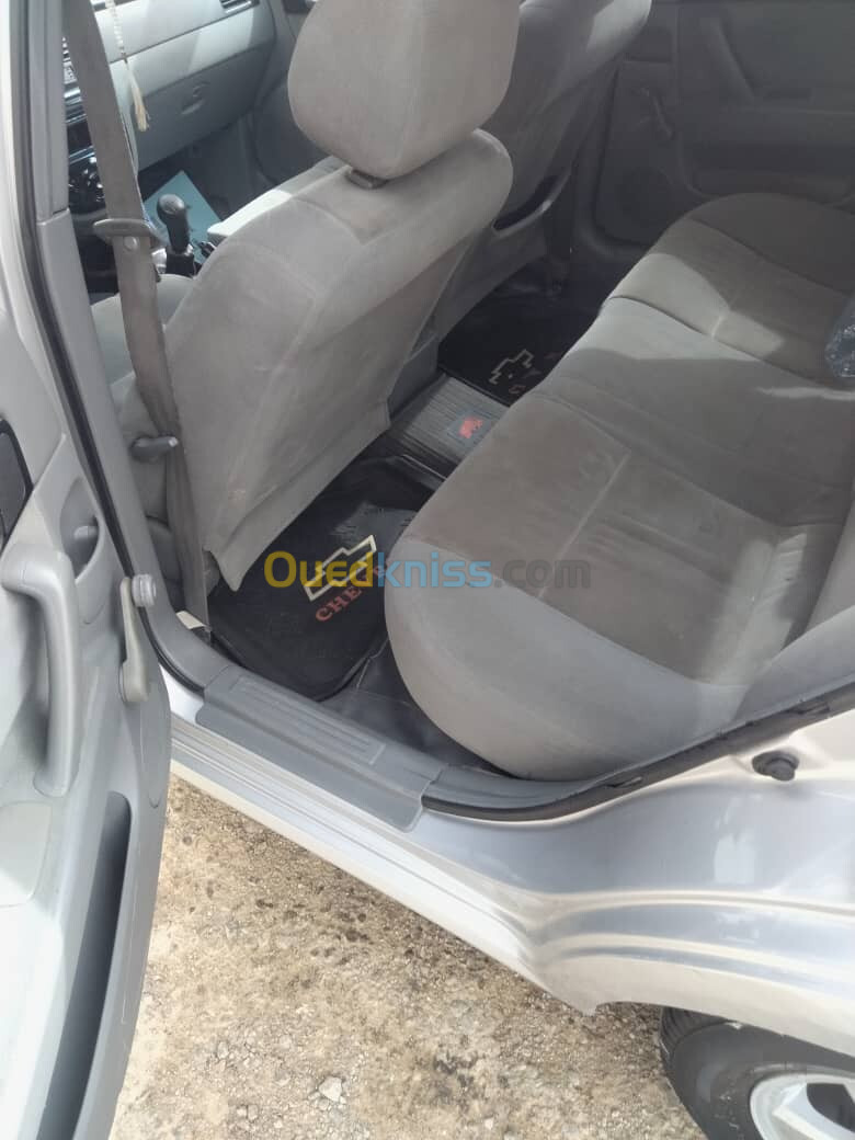 Chevrolet Optra 4 portes 2010 