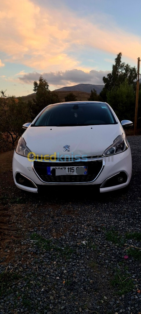 Peugeot 208 2015 Allure Facelift