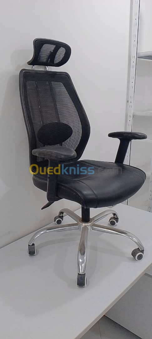 Chaise de bureau+chaises visiteurs  / 