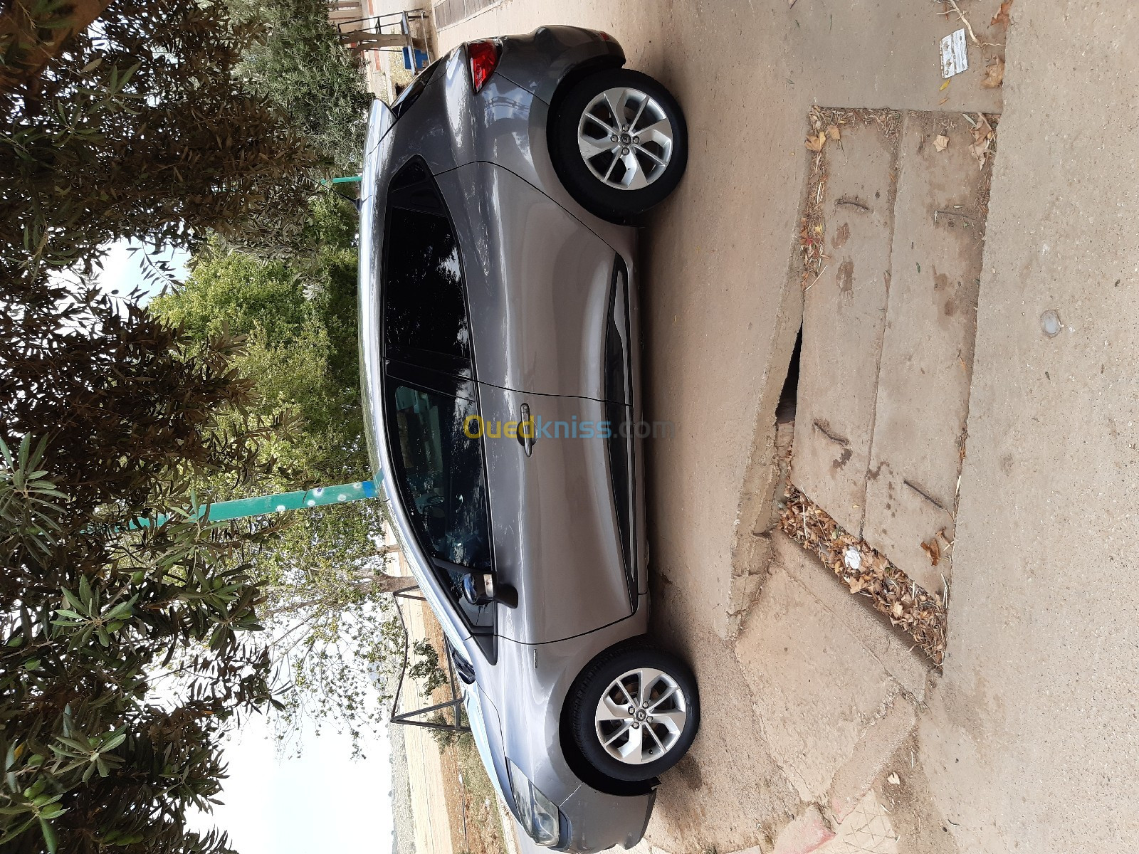 Renault Clio 4 2016 Limited 2