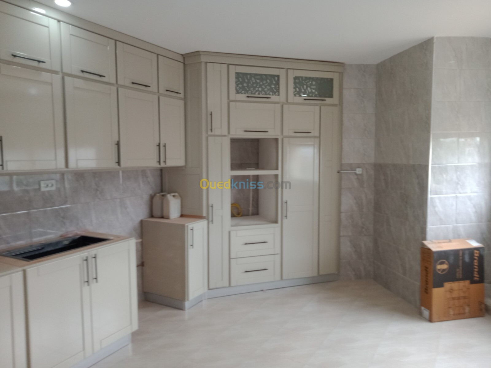 Location Appartement F4 Alger Dely brahim