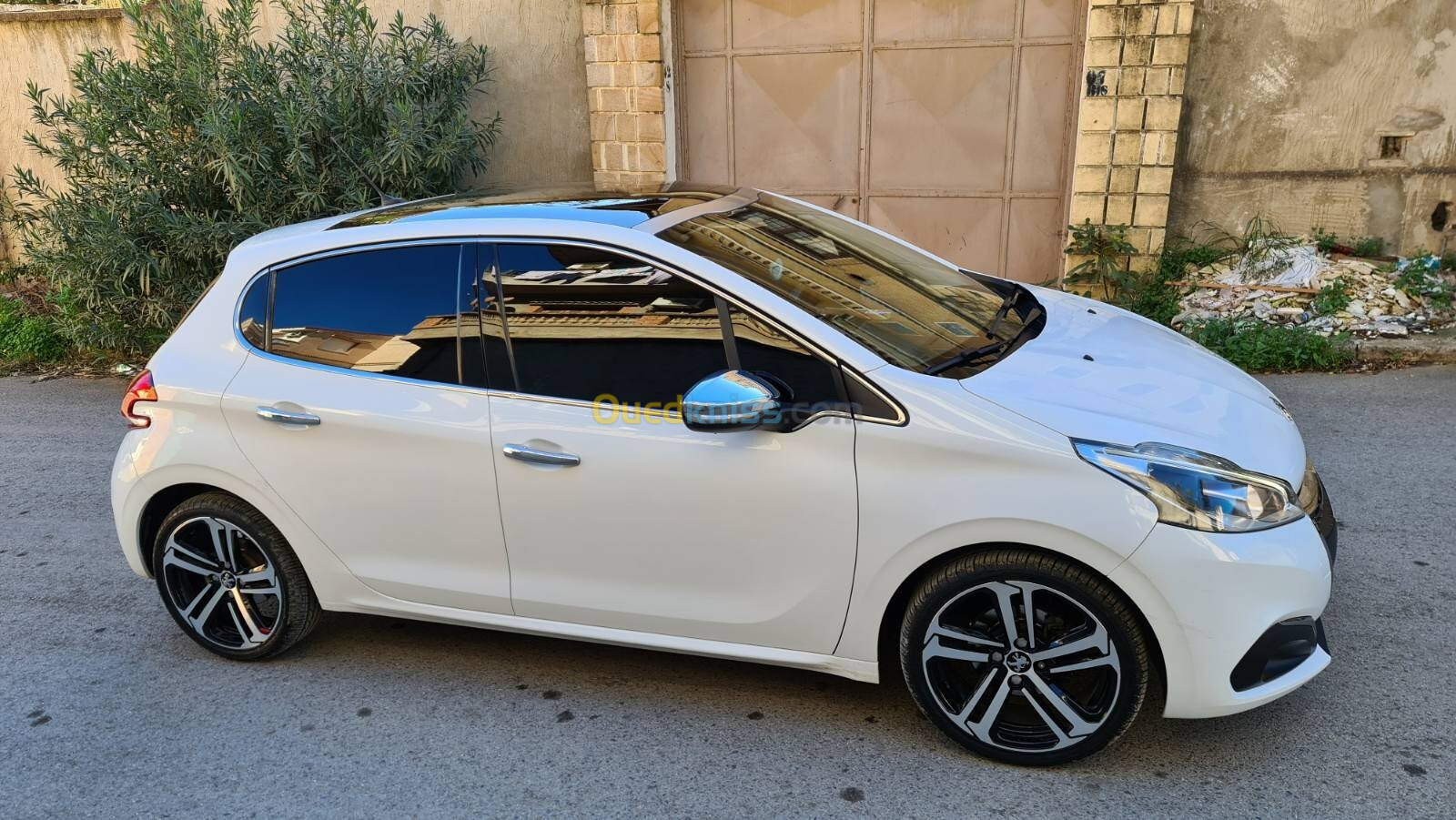 Peugeot 208 2019 Allure Facelift