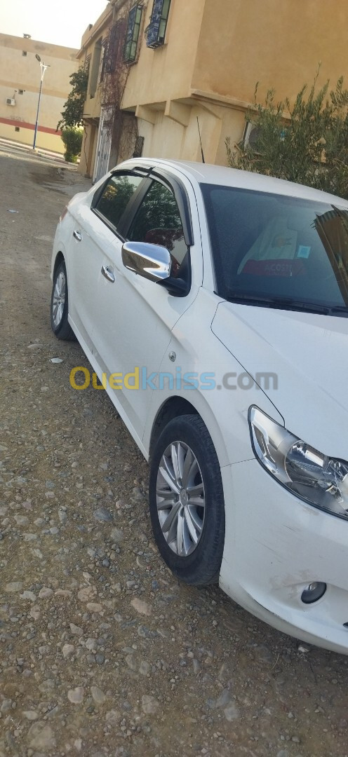 Peugeot 301 2015 Active