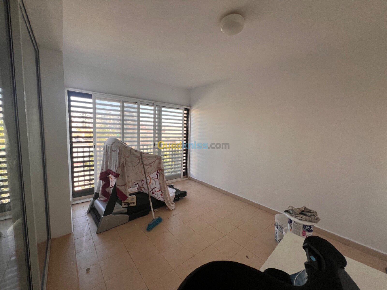 Location Appartement F04 Oran Bir el djir