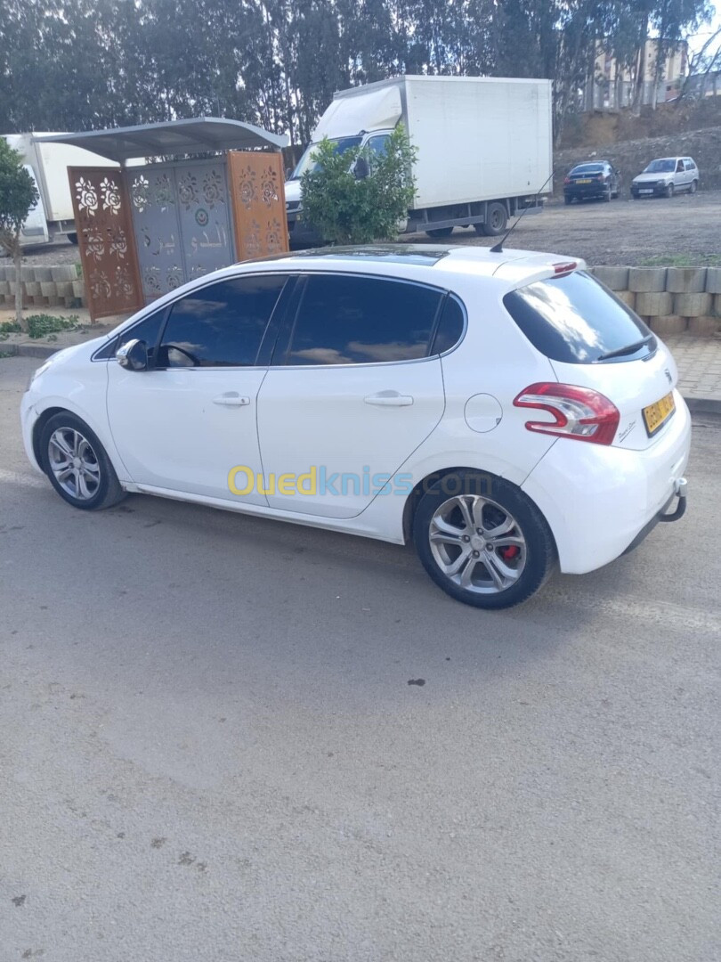 Peugeot 208 2013 Allure