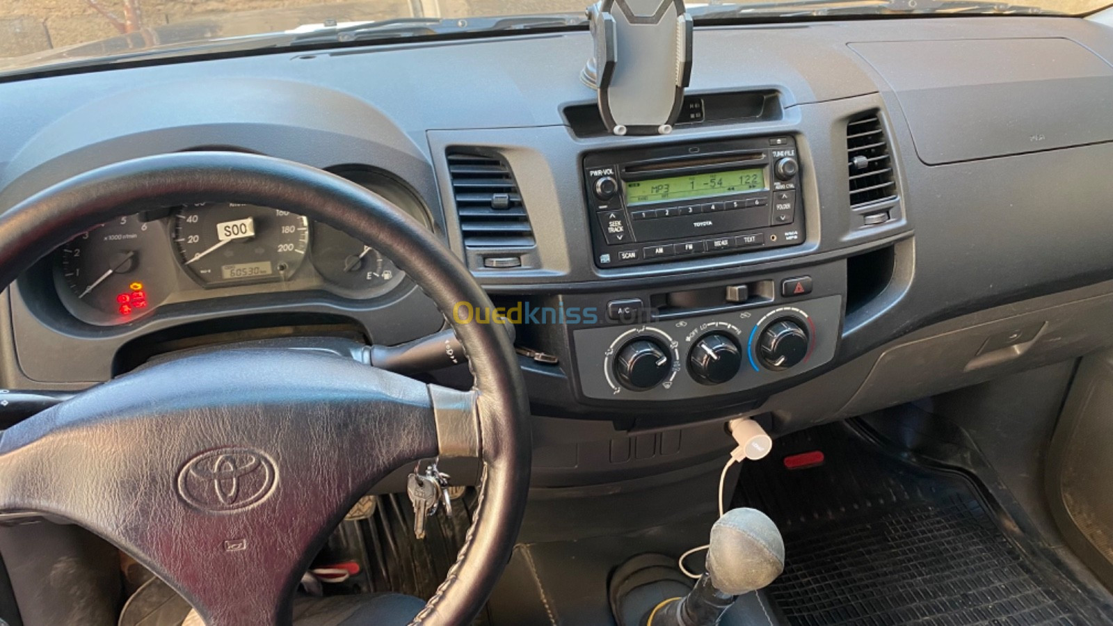 Toyota Hilux 2015 LEGEND SC 4x2