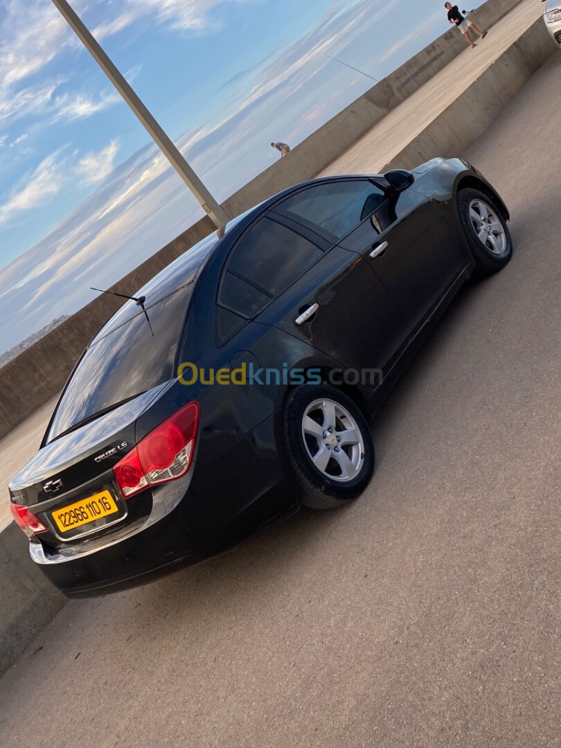 Chevrolet Cruze 2010 LT