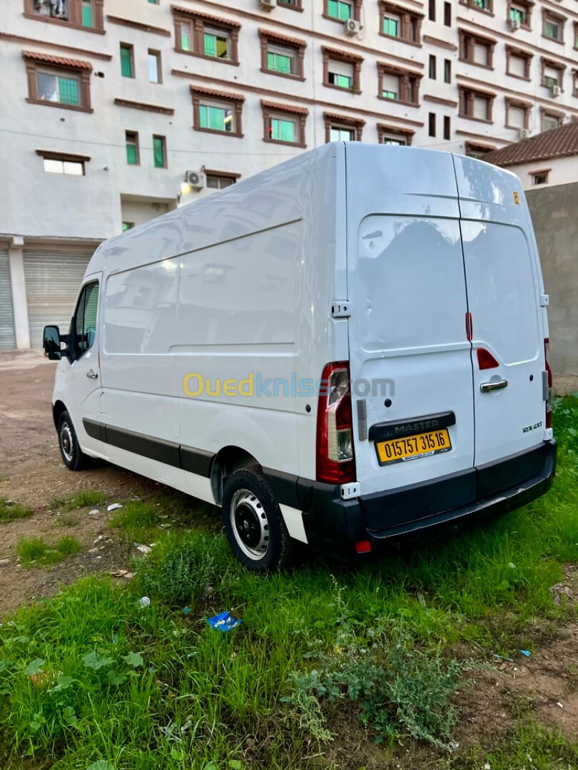 Renault Master 2015