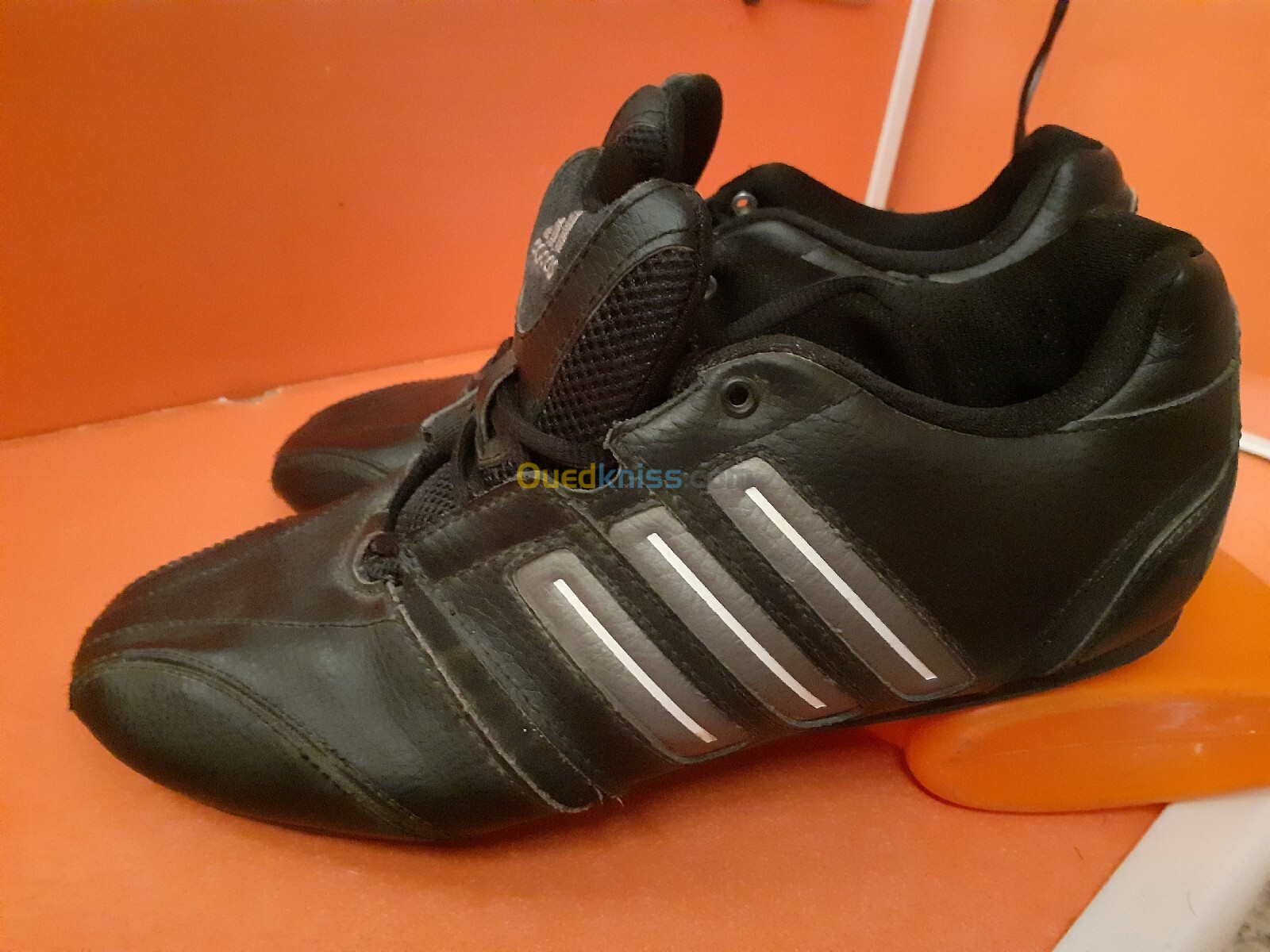 Adidas p40