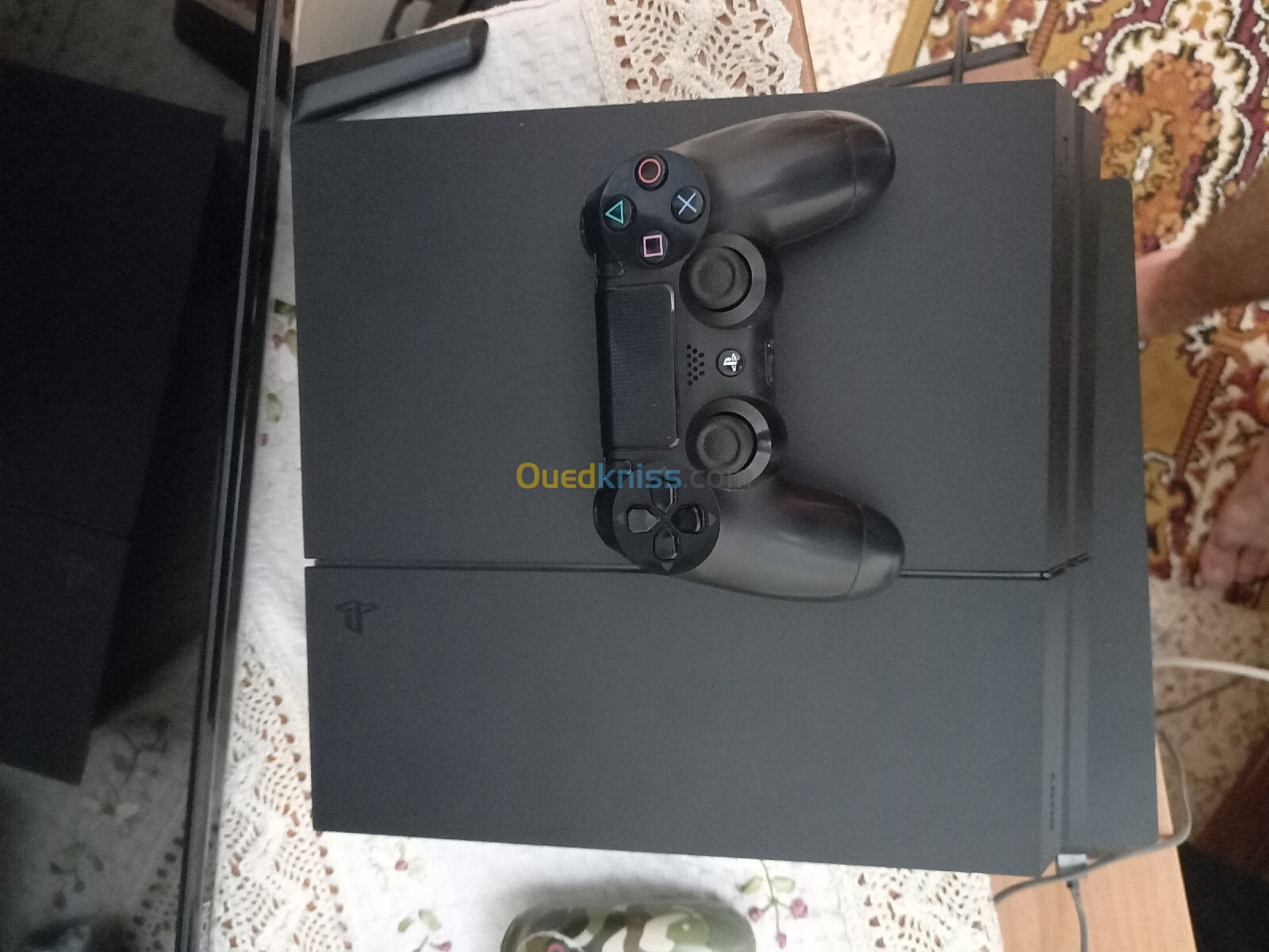 Ps4 fat 1tb 1216b était 10 sur 10