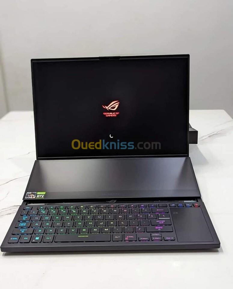 ASUS ROG Zephyrus Duo 16   Ryzen 9 7945HX   /RTX 4080 /RAM 32 GB /SSD 1 tB /ECRAN 16" -240HZ