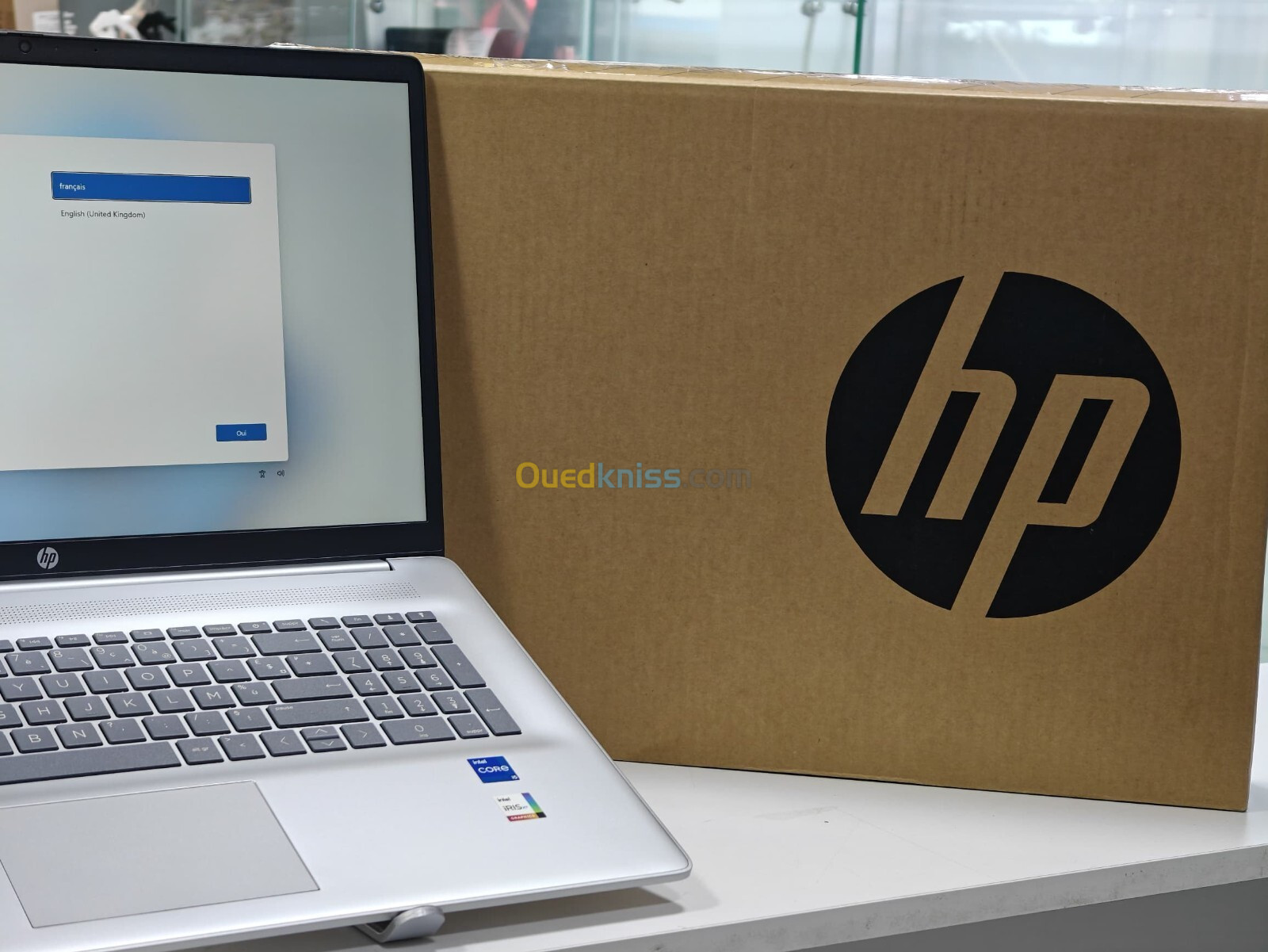 HP LAPTOP 17 I5 1235U 16GB 512GB SSD INTEL IRIS XE 17,3 FHD NEUF SOUS EMBALLAGE JAMAIS UTILISÉ 