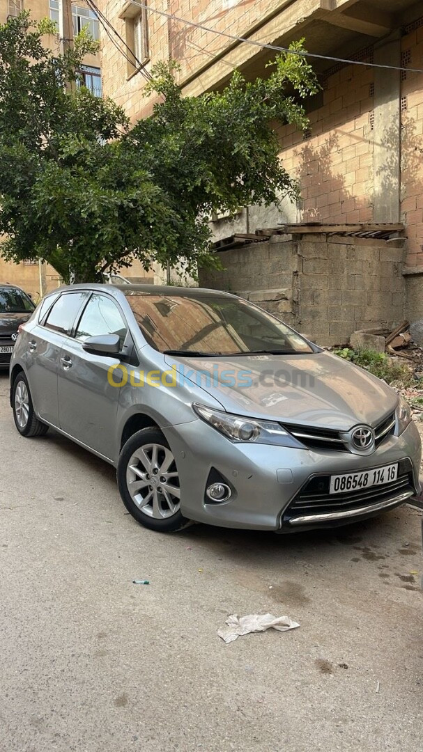 Toyota Auris 2014 Dynamique +