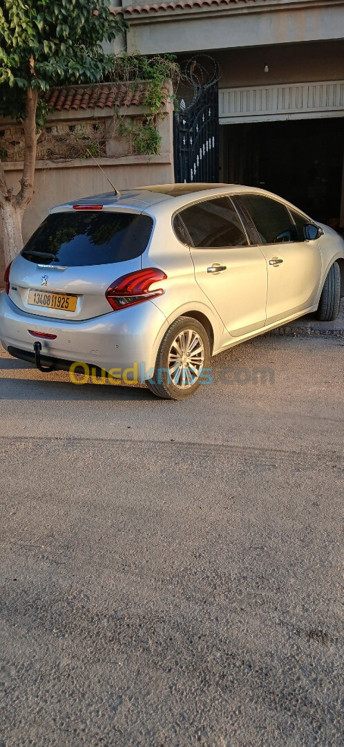 Peugeot 208 2019 Allure Facelift