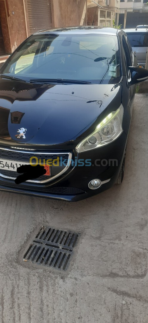 Peugeot 208 2013 Allure