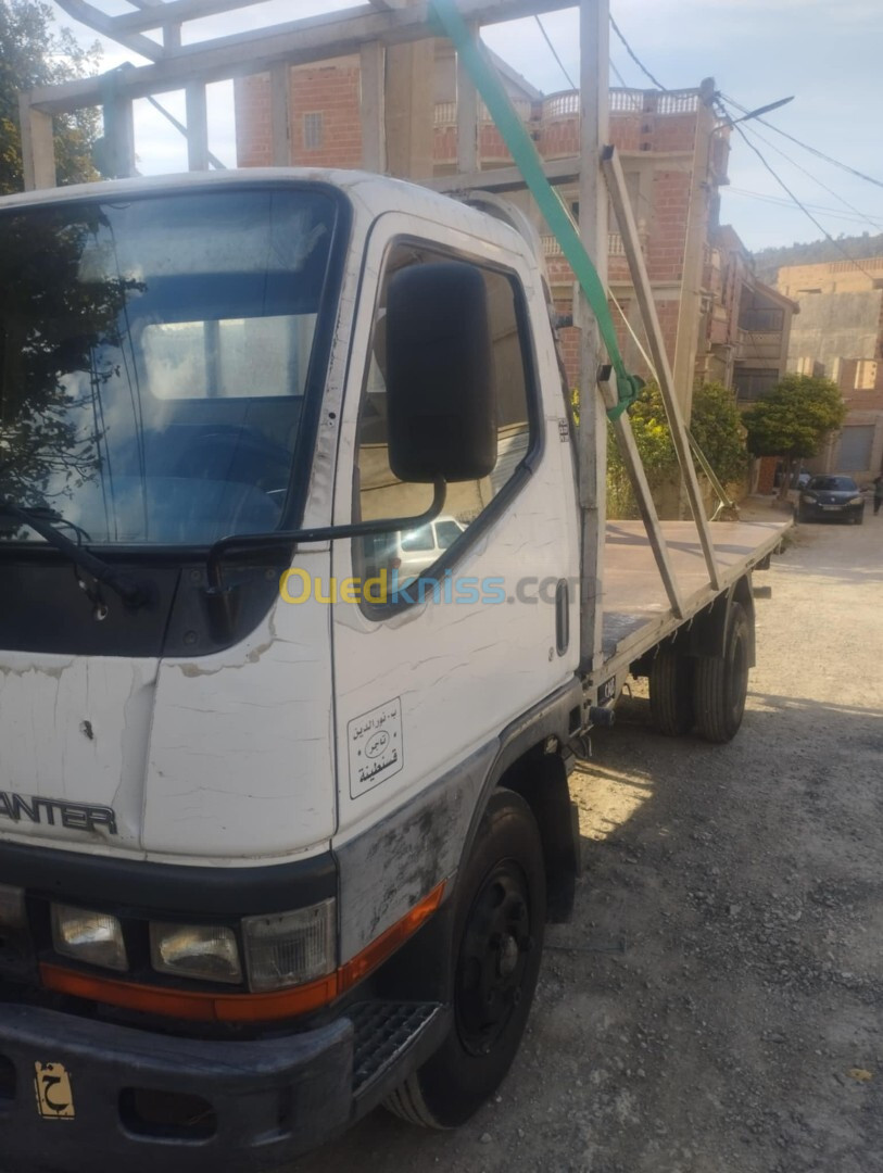 Mitsubishi Canter 2009