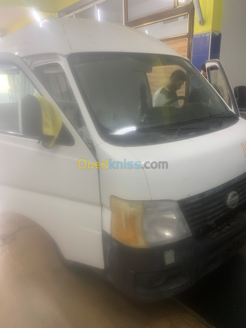 Nissan Urvan 2012 Fourgon