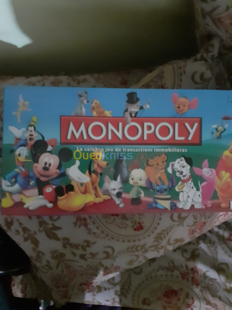 Jeux de société monopoly  