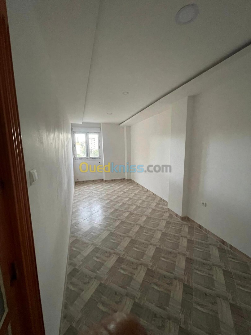 Vente Appartement Bouira Bouira