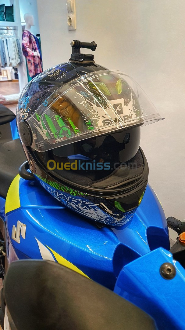 Casque moto SHARK 