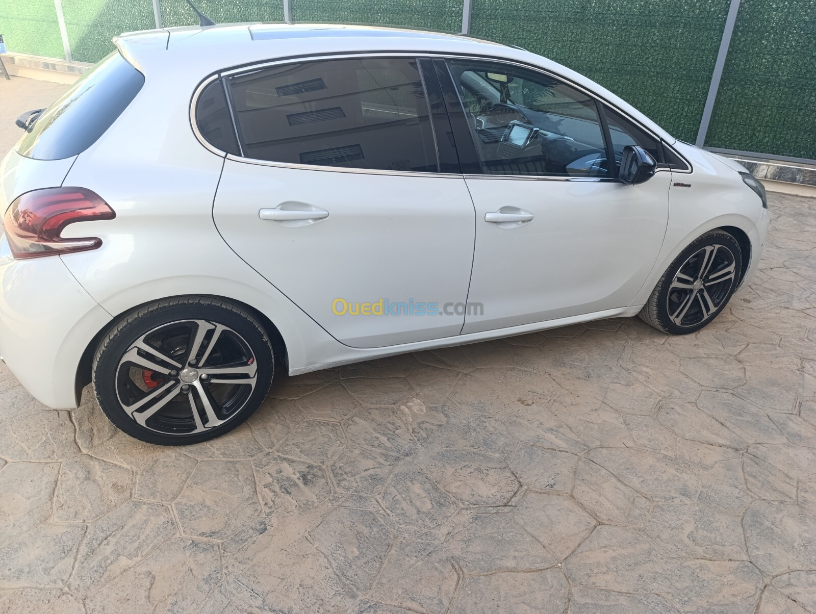 Peugeot 208 2018 GT Line