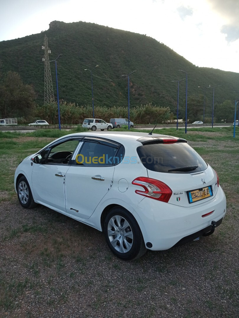 Peugeot 208 2013 Access