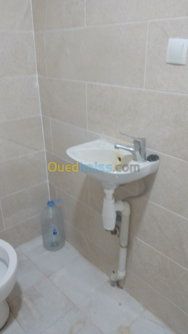 Location Appartement F2 Alger Birkhadem