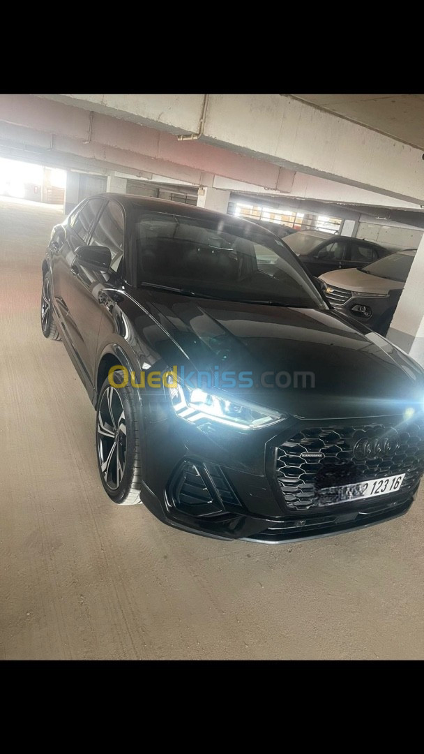 Audi Q3 2023 Black black