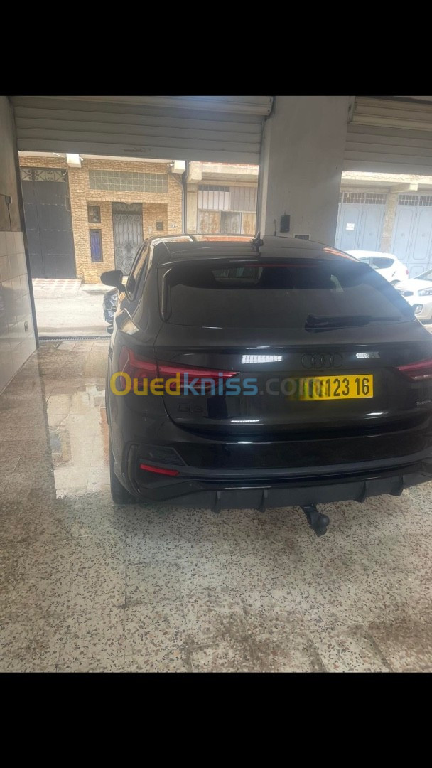 Audi Q3 2023 Black black