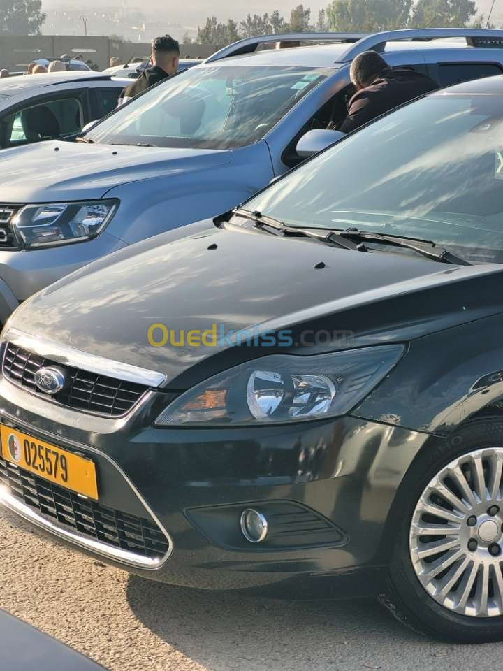 Ford Focus 2011 Titanium