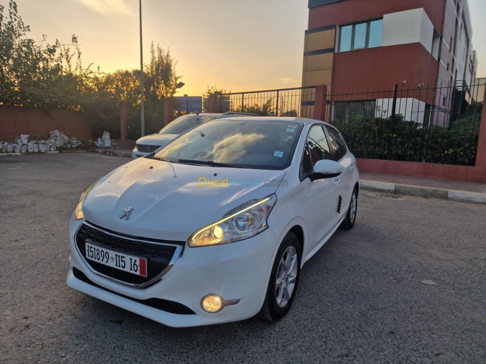 Peugeot 208 2015 Allure