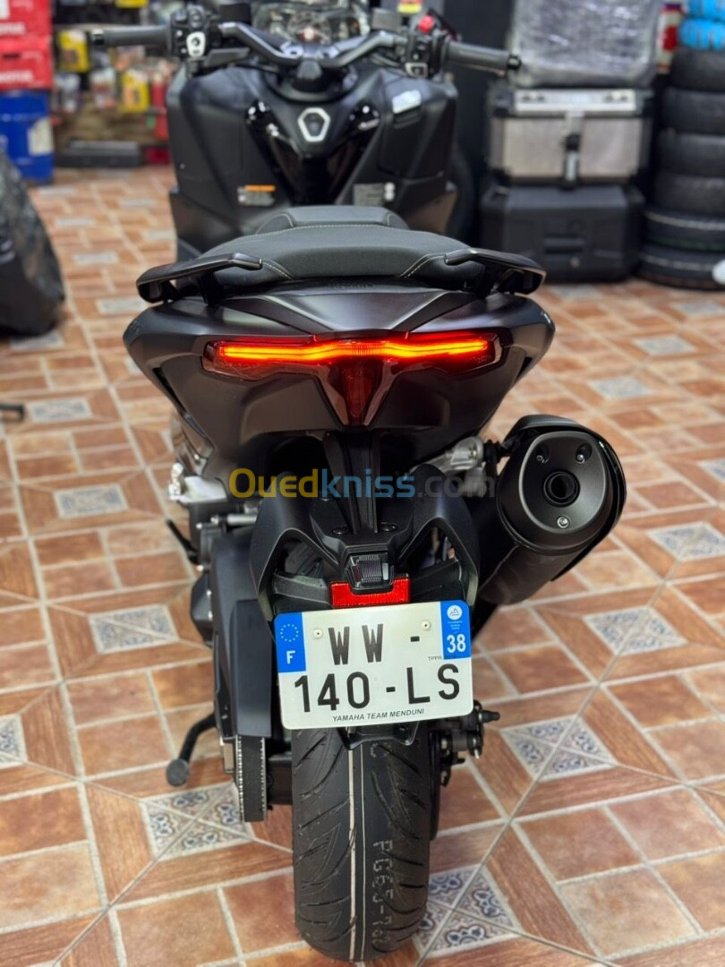 YAMAHA TMAX 562 TEXH MAX 2024