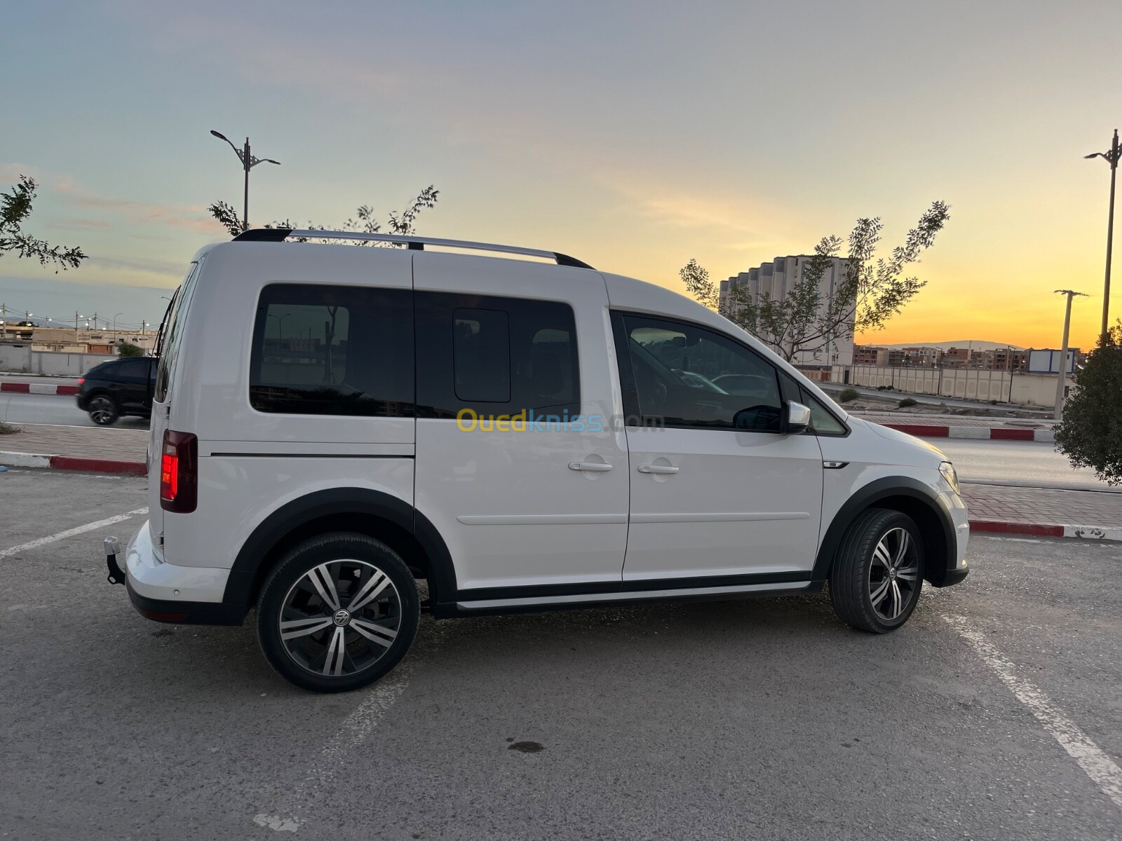 Volkswagen Caddy 2019 Alltrack