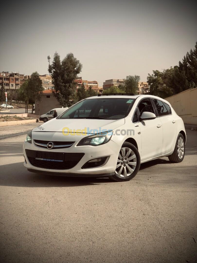 Opel Astra 2015 SPORT