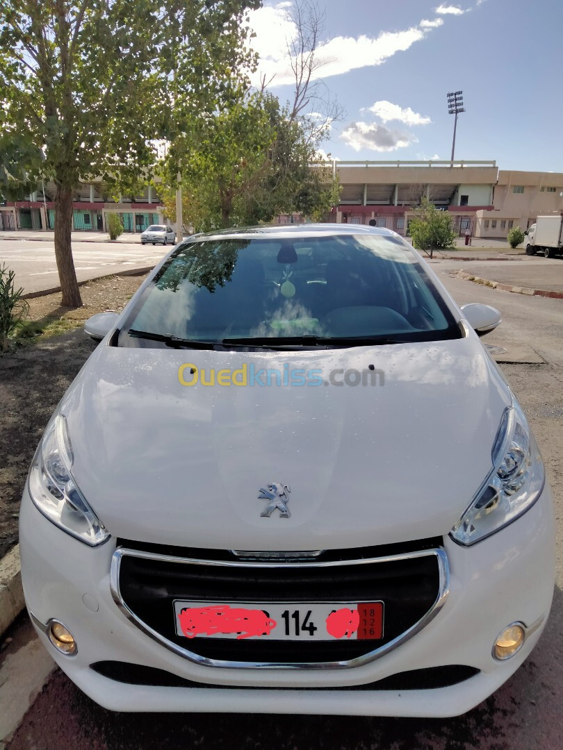 Peugeot 208 2014 Allure