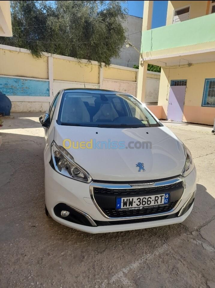 Peugeot 208 2016 