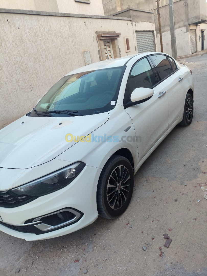 Fiat Tipo 2024 Urbin plus