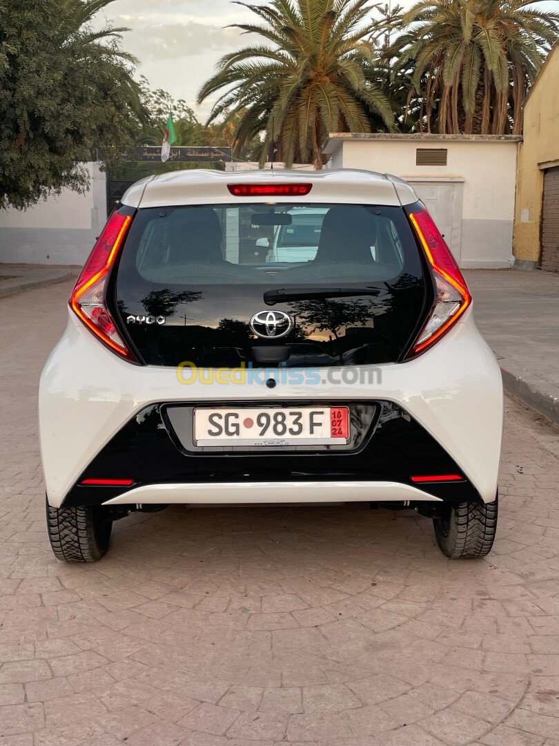 Toyota Aygo 2021 La toutes sauf la gente