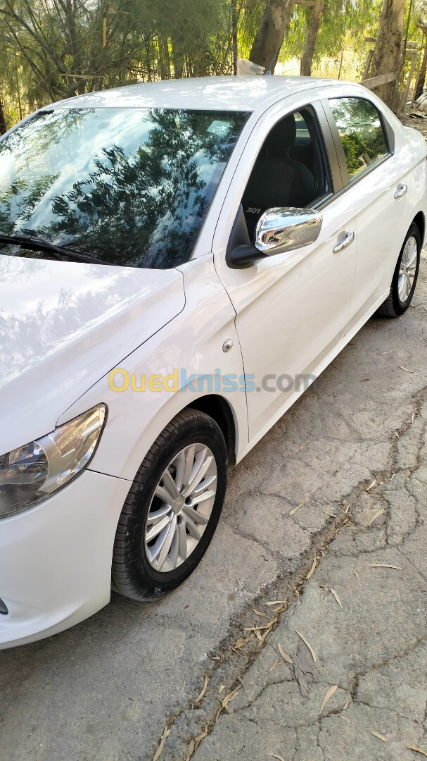 Peugeot 301 2015 Active